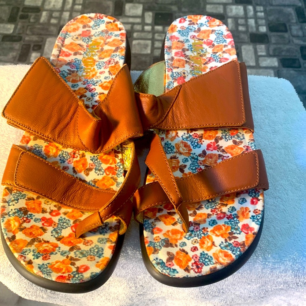 Slippers